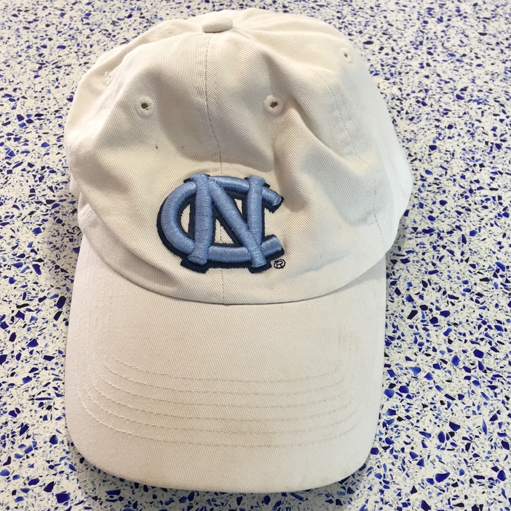 UNC light khaki hat